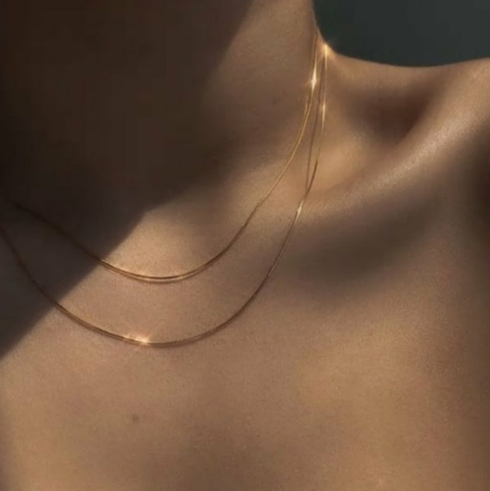 NEW 18K YELLOW GOLD SNAKE DOUBLE LAYERED CHAIN NECKLACE - Picture 2 of 3